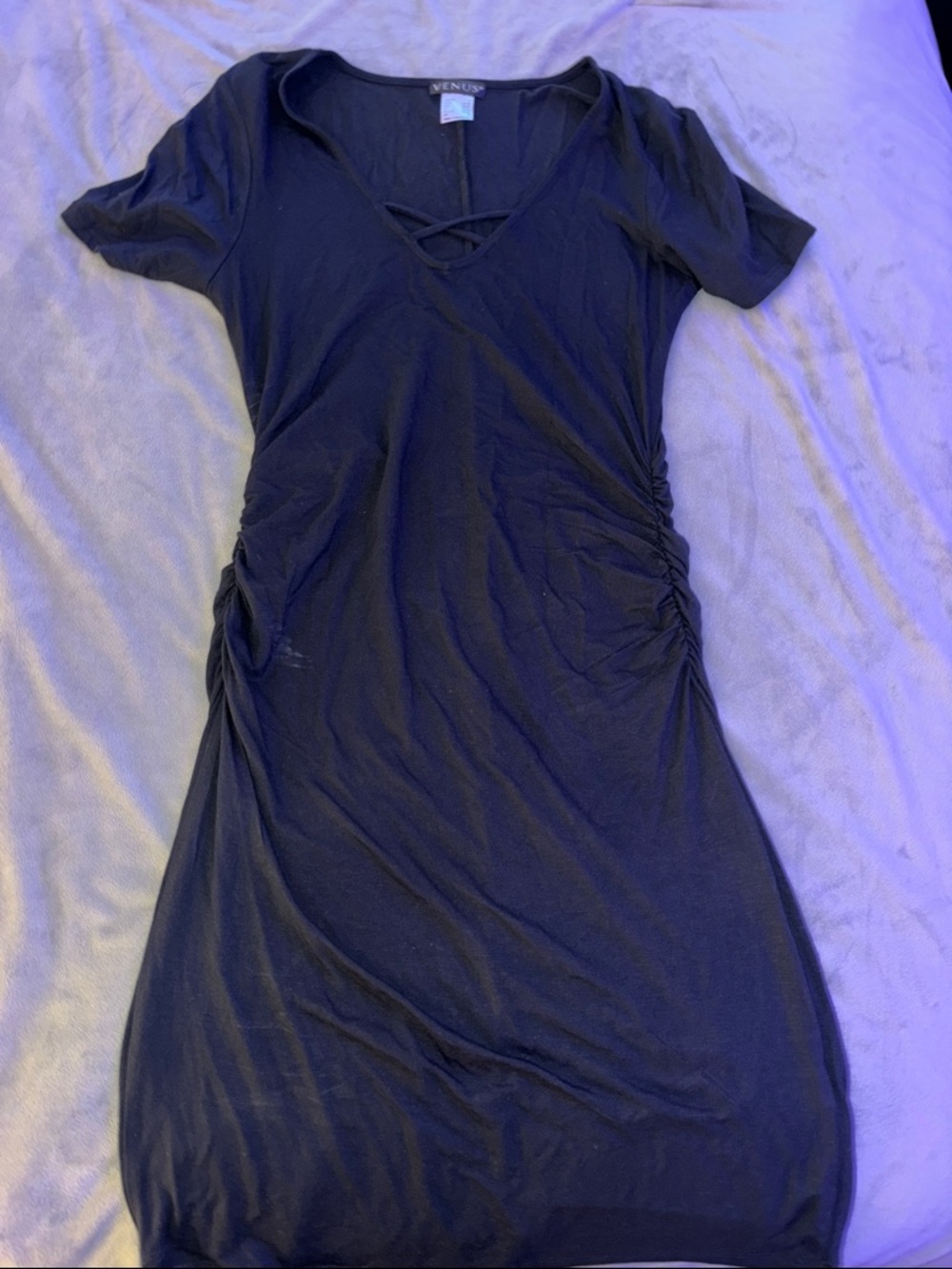 VENUS Black Short Sleeve Ruched Side V-Neck Dress